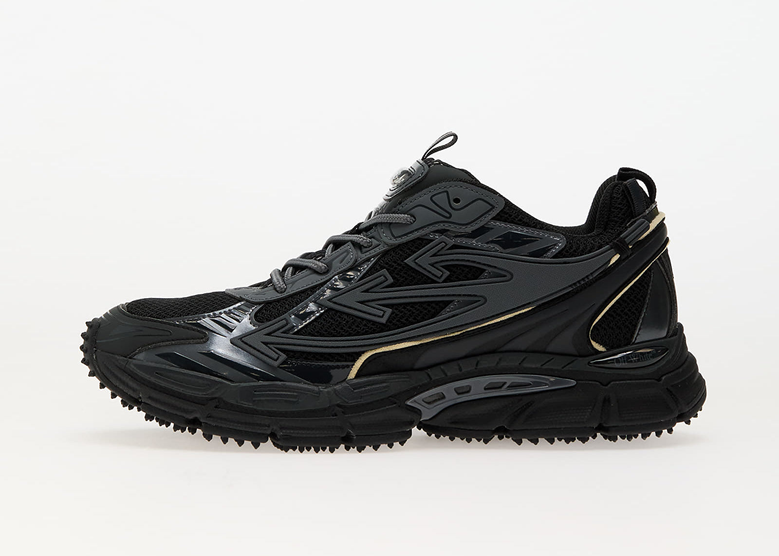 OFF-WHITE Be Right Back Black noires en matériaux techniques avec détails graphiques signature et semelle sculpturale (vue de profil intérieur)