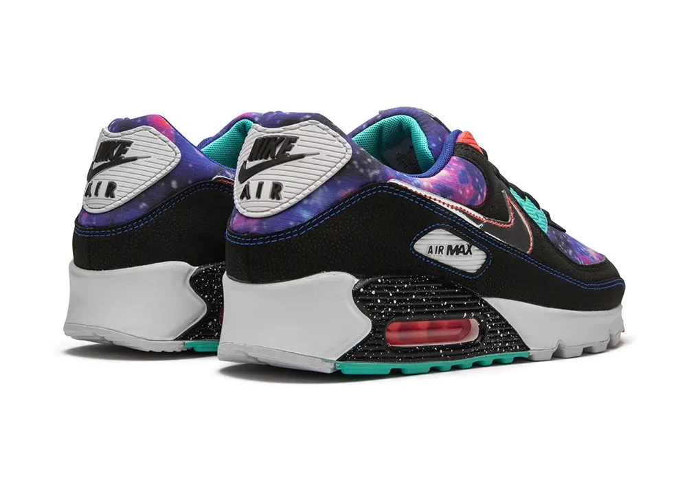 Sneakers Nike Air Max 90 Supernova 2020 noires avec motifs multicolores galaxie en mesh et matières synthétiques avec amorti Air visible