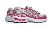 Sneaker ASICS GEL-NYC White Pink Cloud en mesh blanc avec détails roses et amorti GEL pour un confort optimal au quotidien.