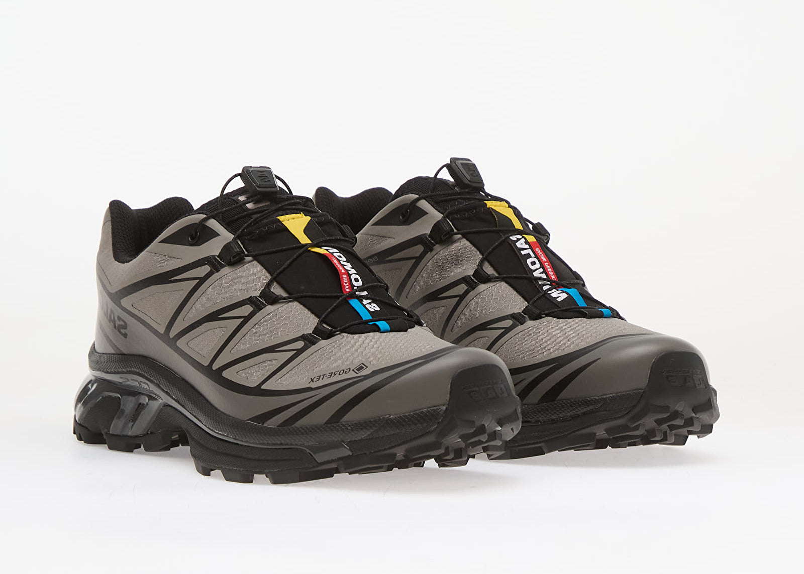 Salomon XT-6 Gore-Tex Black Cloudburst Dark Gull Gray L49215400 en textile noir et gris avec membrane GORE-TEX, Quicklace™ et semelle technique.