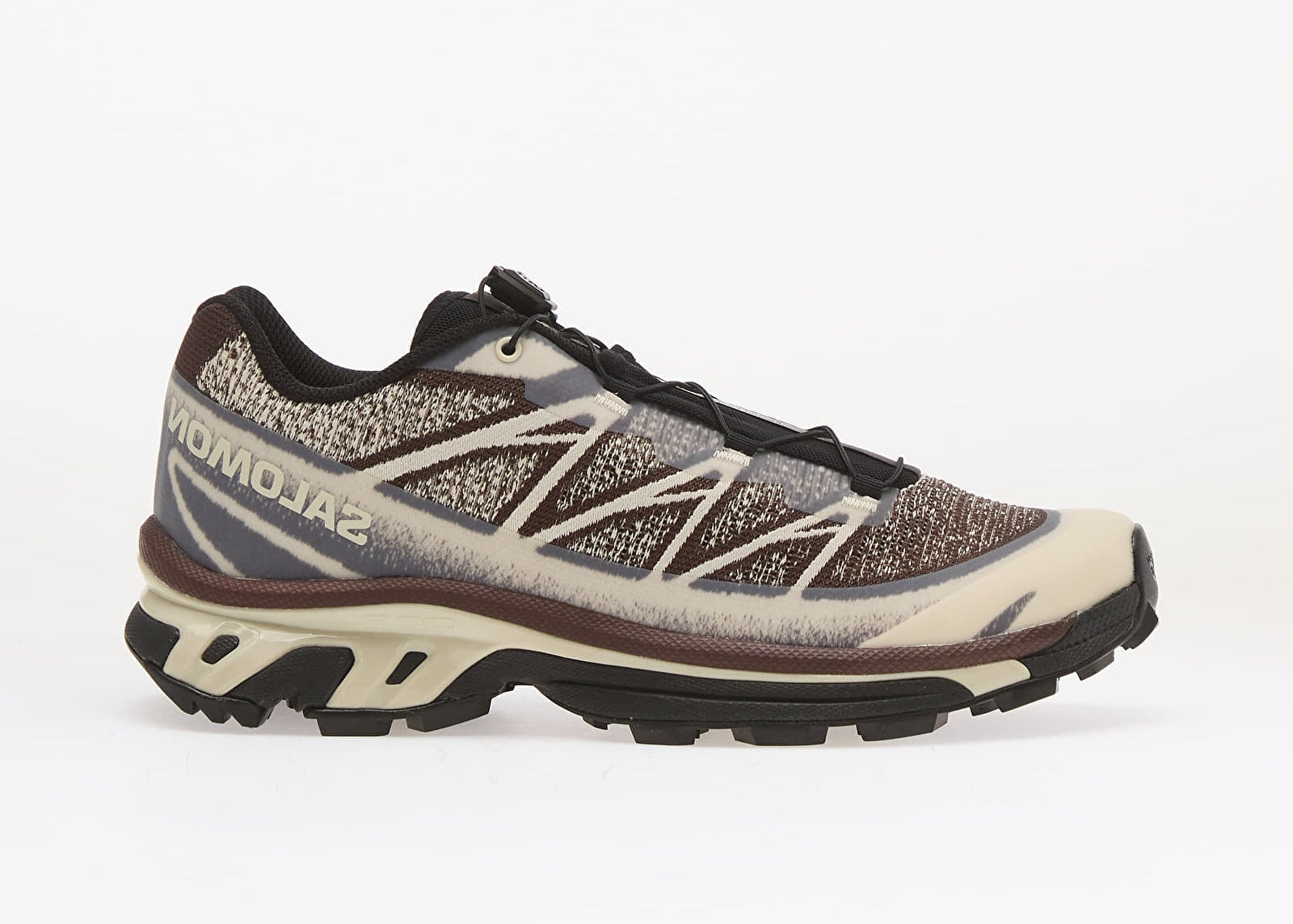 Salomon XT-6 Shadow Almond Milk Black Coffee Chocolate L45418700 en textile crème, brun et chocolat avec renforts synthétiques et semelle technique.