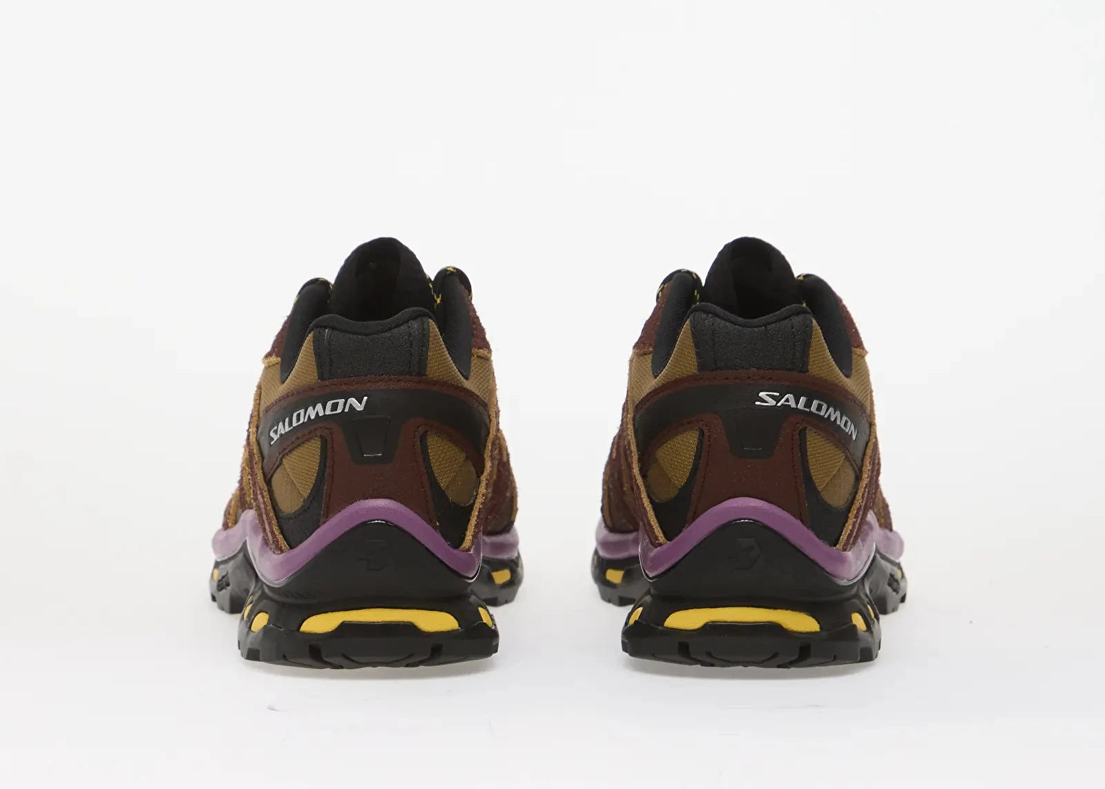 Salomon XT-Quest Expedition L49177400 en noir et Bitter Chocolate avec cuir effet vintage, lacets en corde et détails Concord Grape.