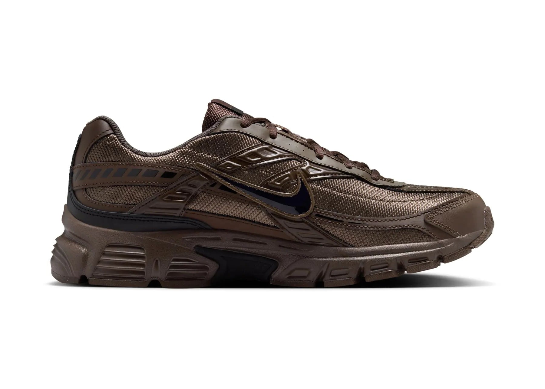 Nike Initiator Baroque Brown Black marron, gris pierre et noire avec empeigne respirante, renforts de maintien et semelle intermédiaire en mousse vue de profil intérieur. 