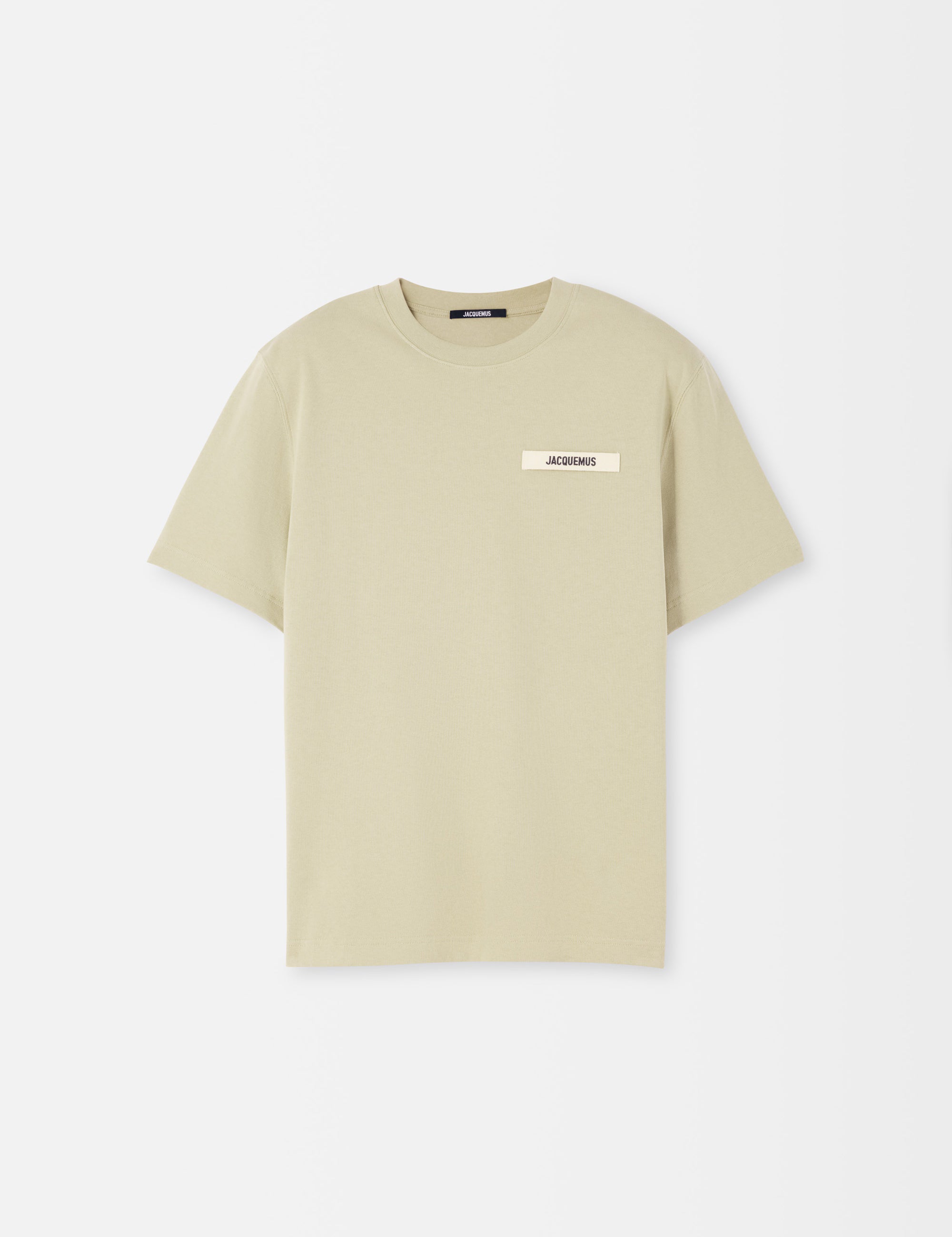 Tee-shirt JACQUEMUS Gros Grain Light Khaki, haut en coton kaki clair avec détail gros-grain discret et coupe épurée.
