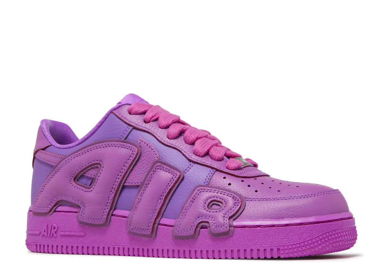 Sneakers Nike Air Force 1 Low Cactus Plant Flea Market fuchsia en cuir premium avec volumes sculpturaux et amorti Air iconique