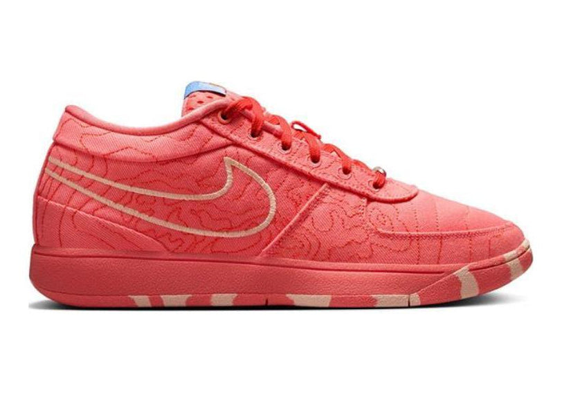 Nike Book 1 Sedona avec tige aux tons chauds inspirés du désert, empiècements structurés, amorti Air Zoom et semelle extérieure en caoutchouc pour le basketball vue de profil. 