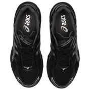 Image de l’ASICS GEL-1130 Black/Pure Silver – sneaker noire en mesh et cuir synthétique avec détails argentés métallisés, insert GEL® visible au talon. (vue de dessus)