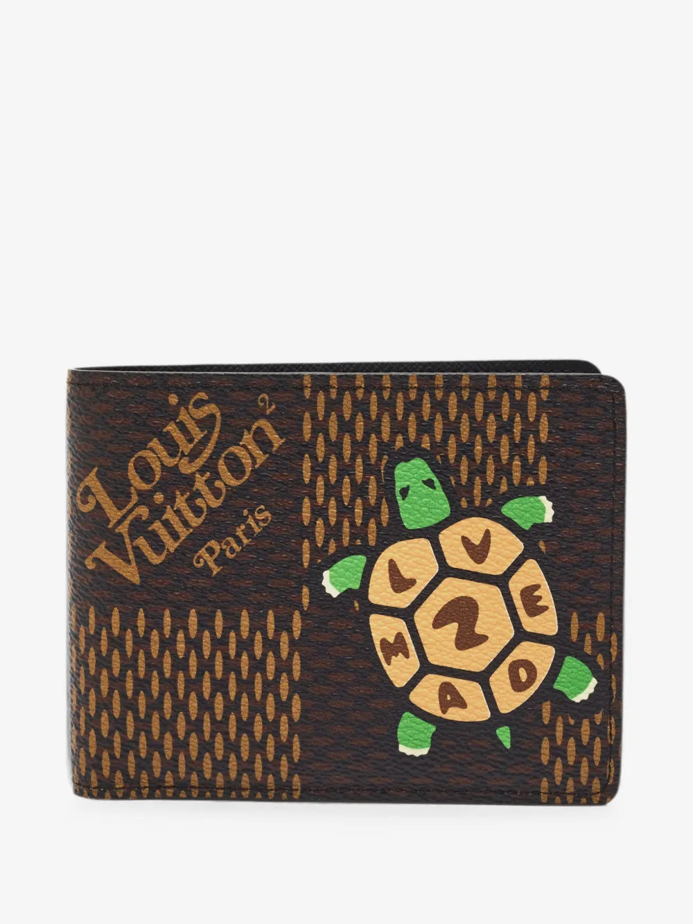 Louis Vuitton x Nigo Multiple Wallet Damier Ebene Giant Brown, portefeuille Louis Vuitton compact marron avec motif Damier Ebene Giant signé Nigo.