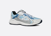 Sneakers Dior B30 bleu et blanche – chaussures de luxe modernes avec design exclusif, vue de face 3/4