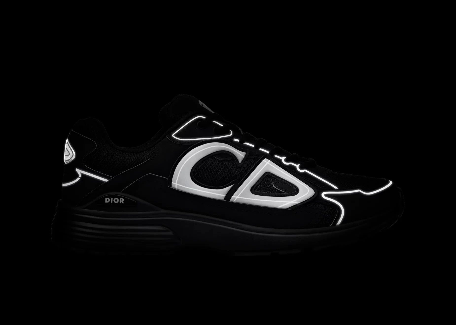 Dior B30 Triple Black – sneakers unisexes en noir intégral, alliant confort et luxe, vue dans le noir