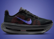 Sneakers Nike Vomero Premium femme en Black, Sapphire et Rose avec mesh respirant et amorti Zoom Air premium.