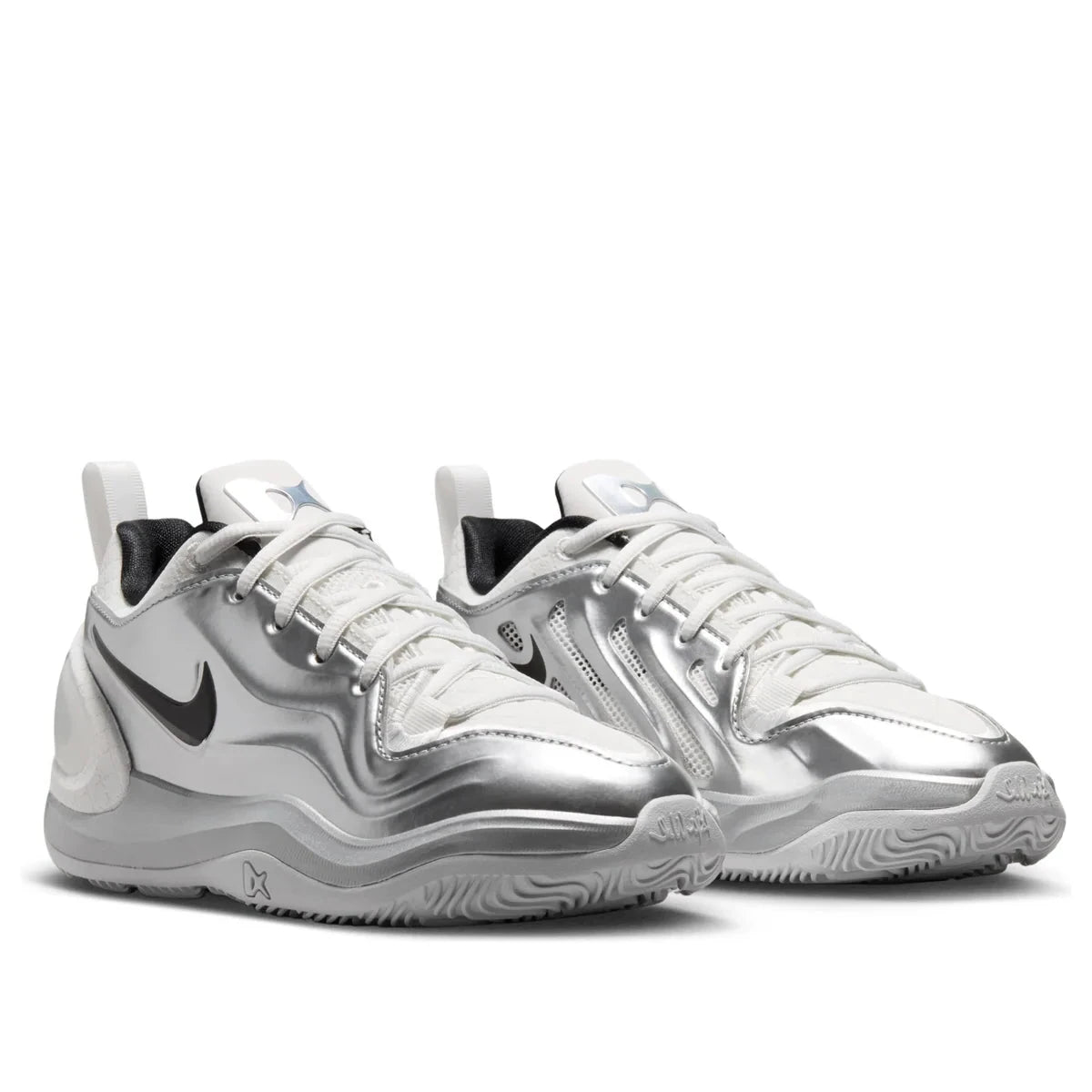 Nike A'Two WNBA All-Star, chaussures de basketball signature A'ja Wilson avec tige respirante, amorti performant et design exclusif WNBA All-Star.