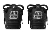 Louis Vuitton LV Skate Sneaker Black, sneaker de luxe Louis Vuitton noire inspirée du skate avec matériaux premium et finitions haut de gamme.