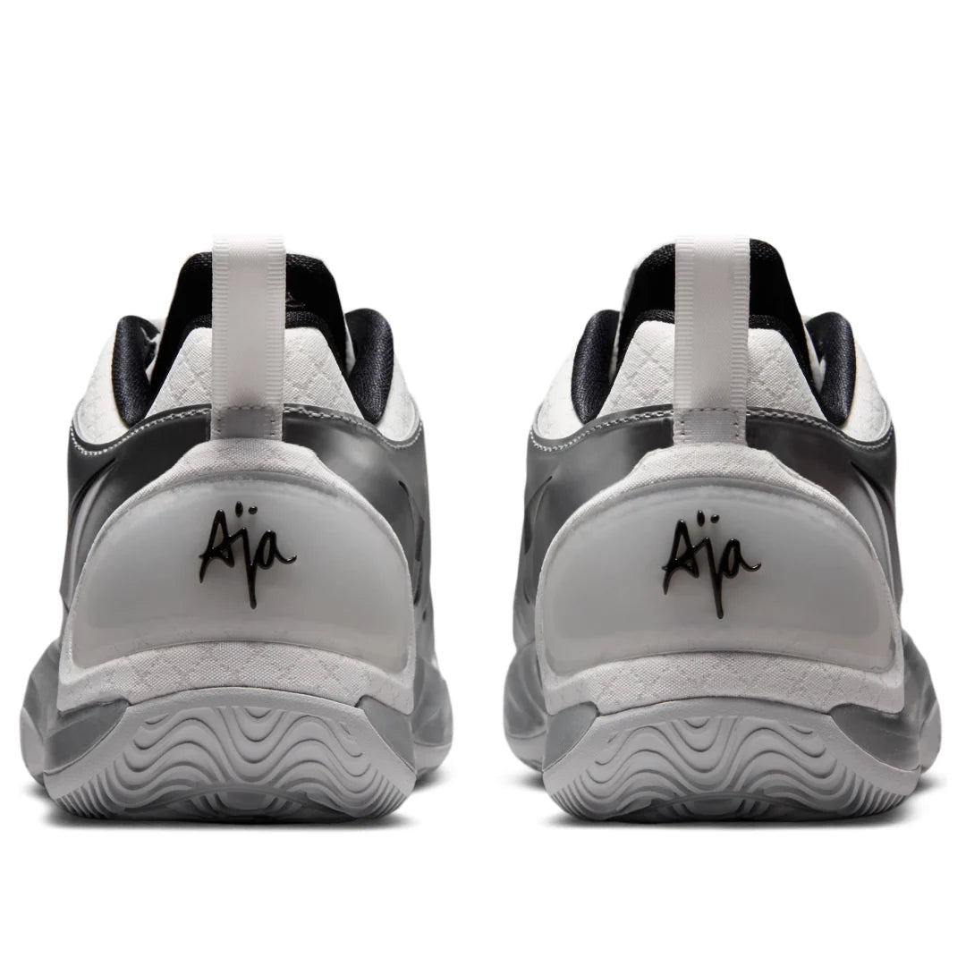 Nike A'Two WNBA All-Star, chaussures de basketball signature A'ja Wilson avec tige respirante, amorti performant et design exclusif WNBA All-Star.