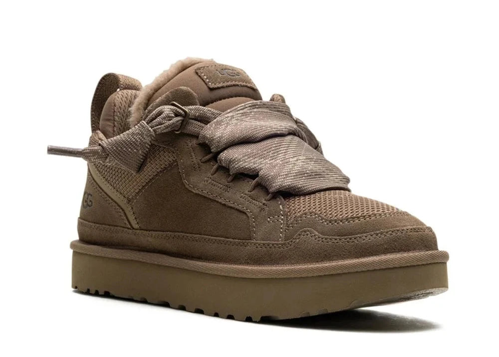 Chaussures UGG Lowmel Hickory marron en suède premium avec doublure douce et semelle confortable signature UGG