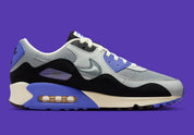 chaussure de rue air max 90 patta bleu , noir , gris , semelle confortable , vu de profil