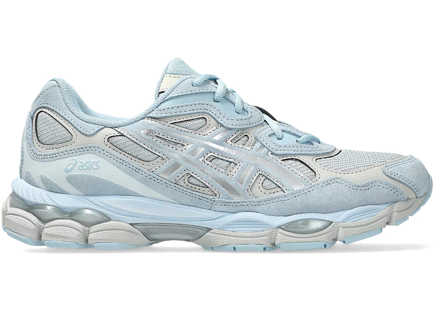 Sneaker ASICS Gel-NYC Storm Cloud Pure Silver grise et argentée en mesh technique avec amorti GEL et design rétro-running moderne.Vue de profil
