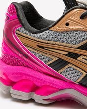 chaussure de running asics gel kayano 14 été rose  , gris , marron, semelle légère , vue de coté