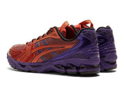 chaussure de runninng asics gel kayano 14 violette et rouge, semelle confortable, vue de coté