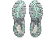 Sneaker ASICS GT-2160 White Ice Green en mesh blanc avec détails vert glacé, amorti GEL et silhouette rétro-running technique.