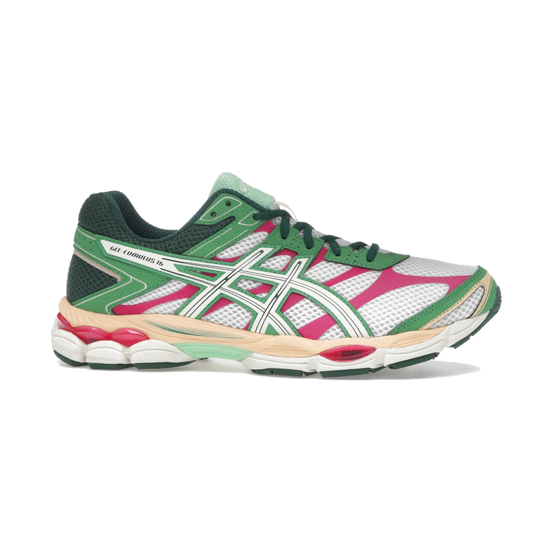 Sneaker ASICS Gel-Cumulus 16 Green Cream Ivory en mesh vert, crème et ivoire avec amorti GEL et silhouette rétro-running premium.