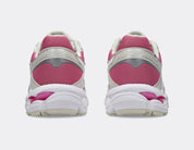 ASICS Gel-Cumulus 16 White Cream Pink en mesh blanc avec détails crème et roses, amorti GEL et silhouette rétro-running moderne.