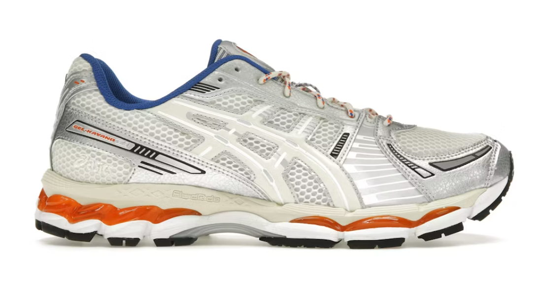 Sneaker ASICS Gel-Kayano 12.1 Ronnie Fieg Knicks en mesh bleu, orange et blanc avec amorti GEL et design rétro-running collector.
