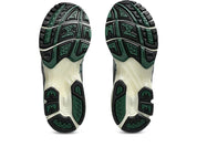 ASICS Gel-Kayano 14 Dried Leaf Green Pure Silver – sneakers rétro running vert feuille et argent avec amorti GEL ,  vue de la semelle