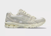 ASICS Gel-Kayano 14 White Smoke Grey – sneakers femme confortables , vue de face 