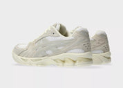 ASICS Gel-Kayano 14 White Smoke Grey – sneakers femme confortables , vue de 3/4  