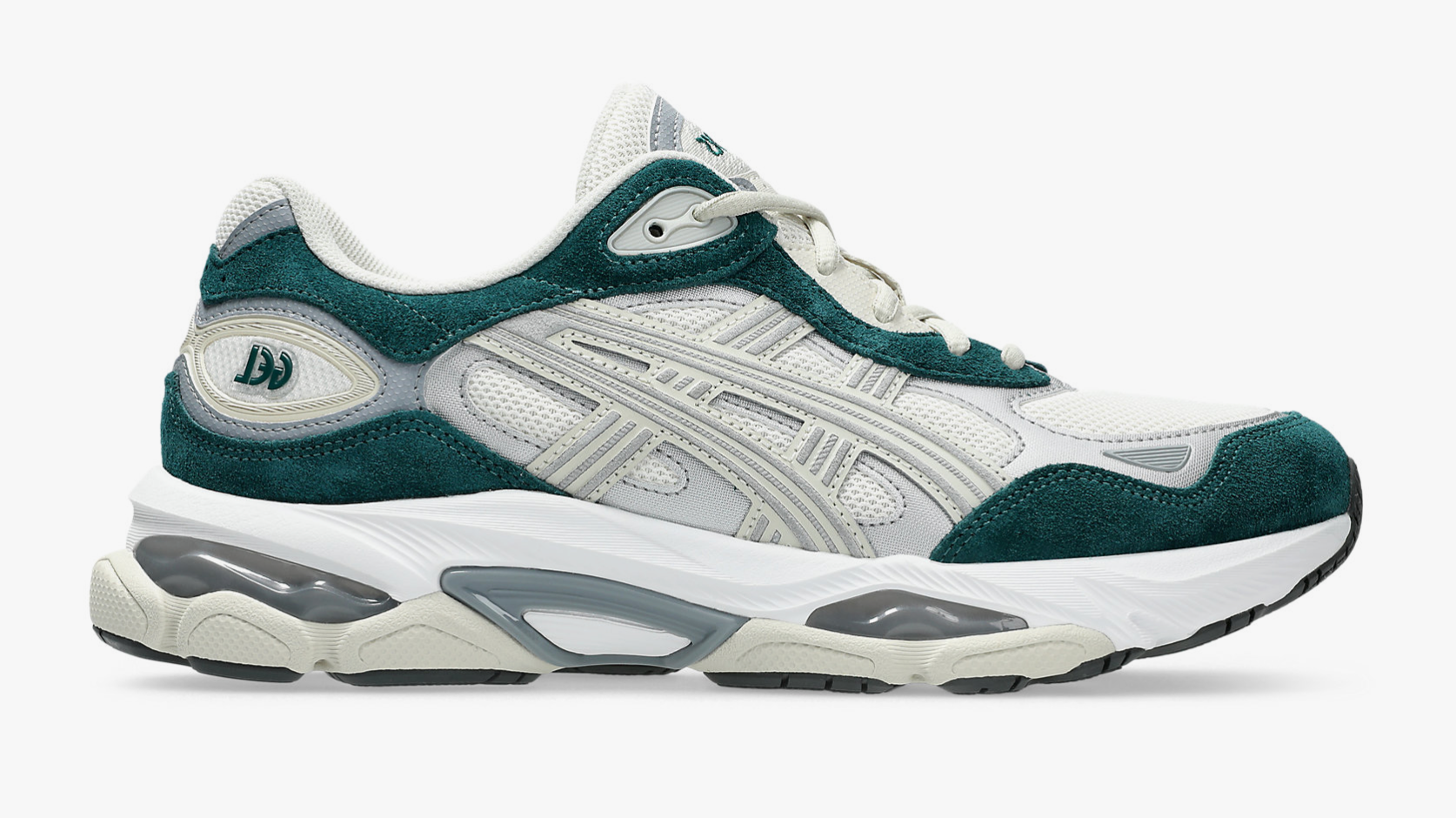 ASICS Gel-NYC 2.0 Cream Everglade 1203A895-105 avec tige crème et verte, empiècements en daim et semelle technique GEL et FF BLAST PLUS.