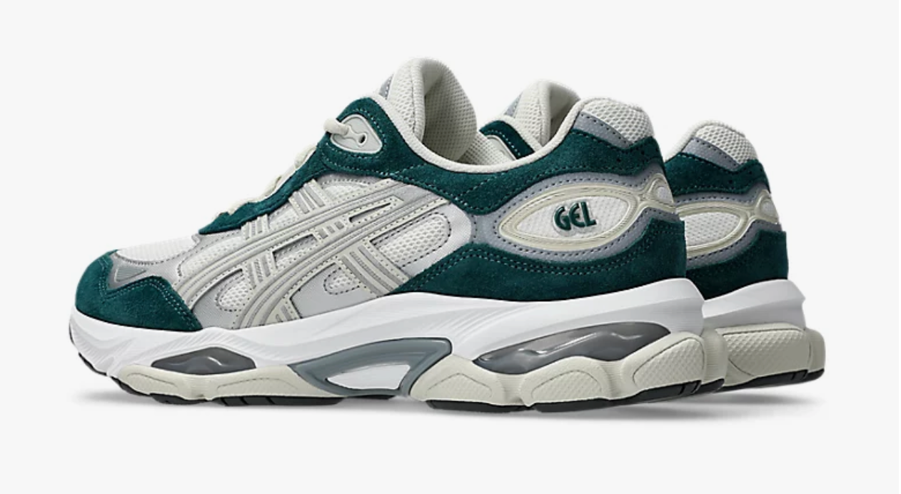 ASICS Gel-NYC 2.0 Cream Everglade 1203A895-105 avec tige crème et verte, empiècements en daim et semelle technique GEL et FF BLAST PLUS.
