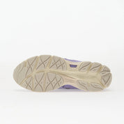 Sneakers ASICS GEL-NYC gris Piedmont et bleu Bluebell en mesh et matières synthétiques avec amorti GEL iconique (vue semelle)