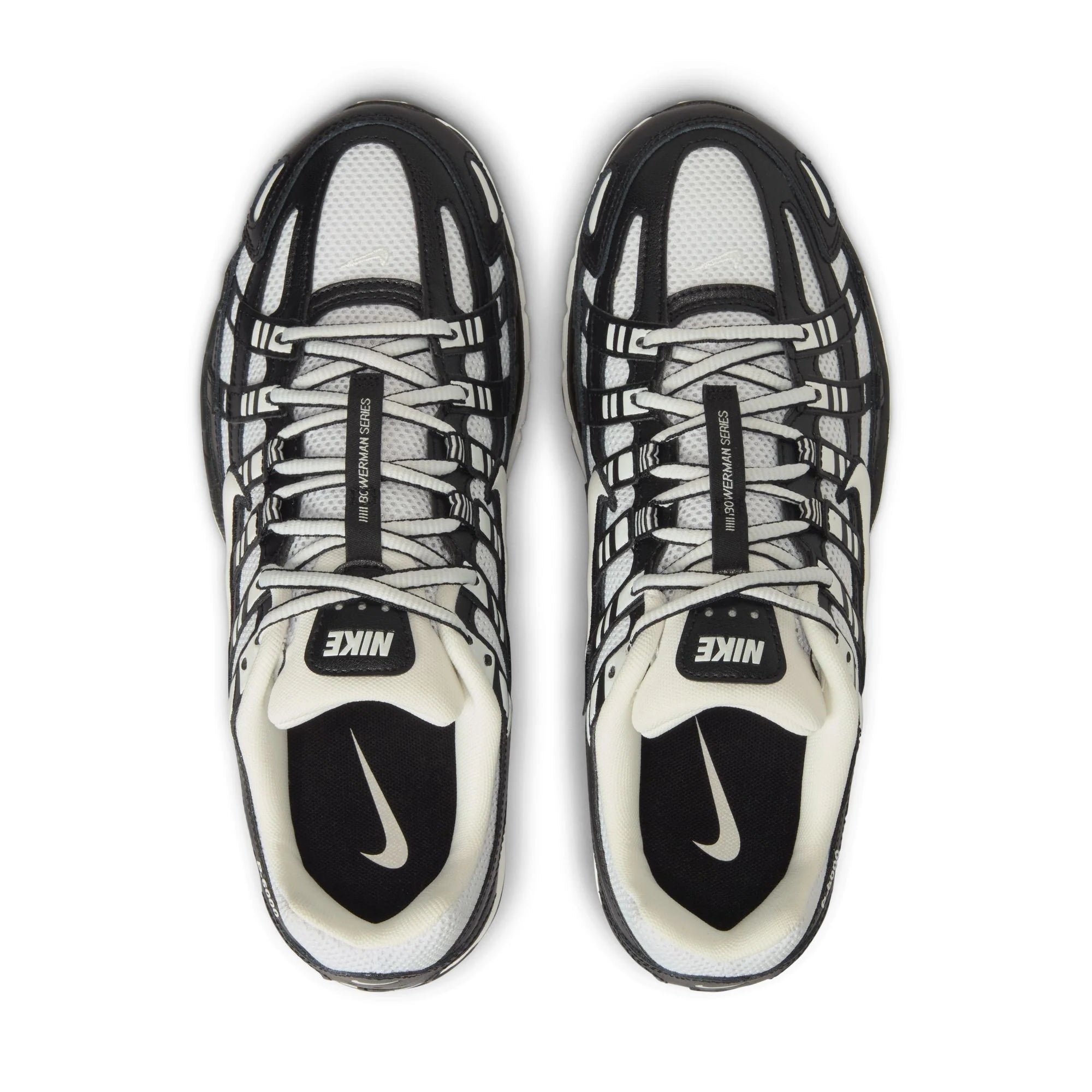 Nike P-6000 Black Muslin Sail noire et beige avec base en mesh, empiècements superposés, détails Sail et silhouette rétro-running Y2K vue du dessus. 