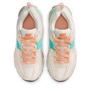 Sneakers Nike Vomero 5 junior en Bleached Turquoise et Orange Chalk avec mesh respirant et amorti Zoom Air premium