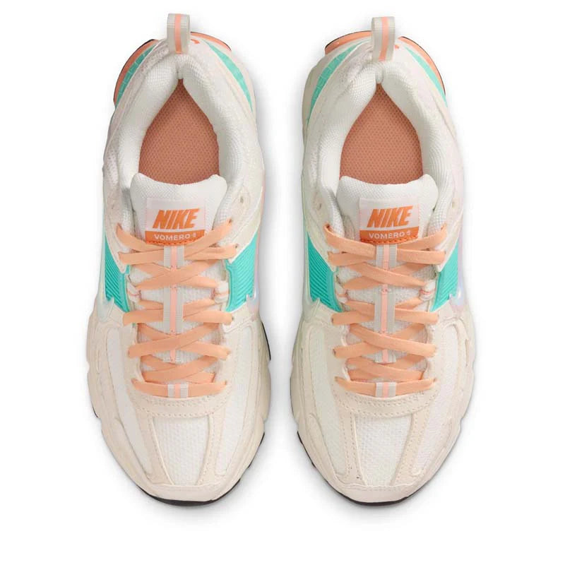 Sneakers Nike Vomero 5 junior en Bleached Turquoise et Orange Chalk avec mesh respirant et amorti Zoom Air premium
