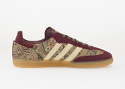 adidas Samba OG Liberty London Maroon Warm Vanilla en cuir bordeaux et crème avec détails premium et semelle gomme classique.