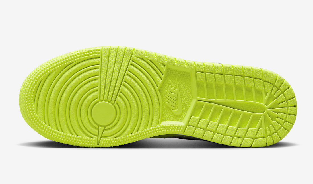 Jordan 1 Low SE Black Cat Volt