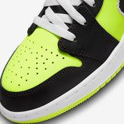 Jordan 1 Low SE Black Cat Volt