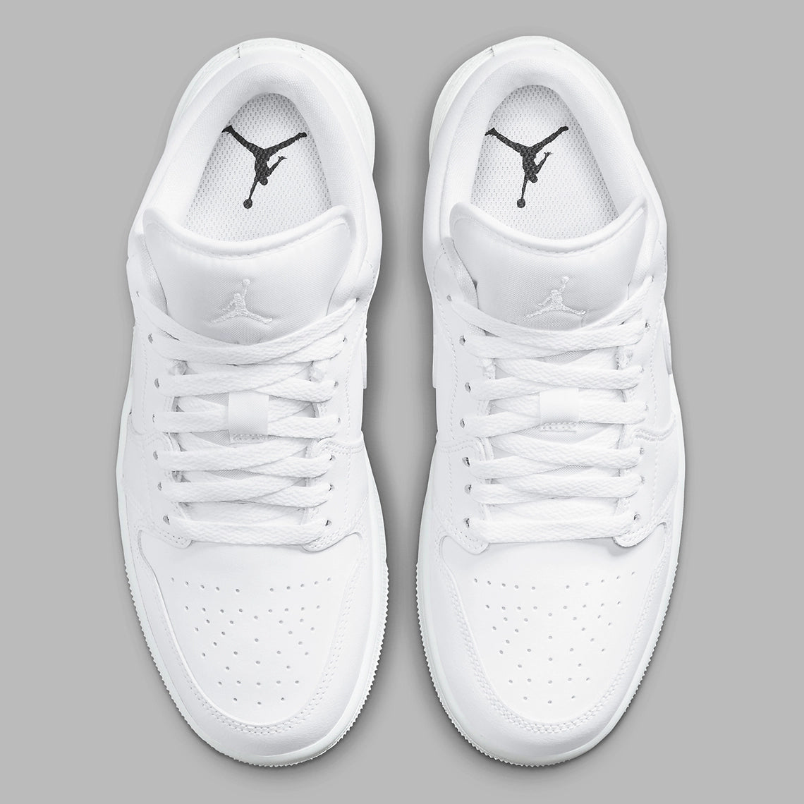 Jordan Low Triple White (2022) – GlobalSneakers