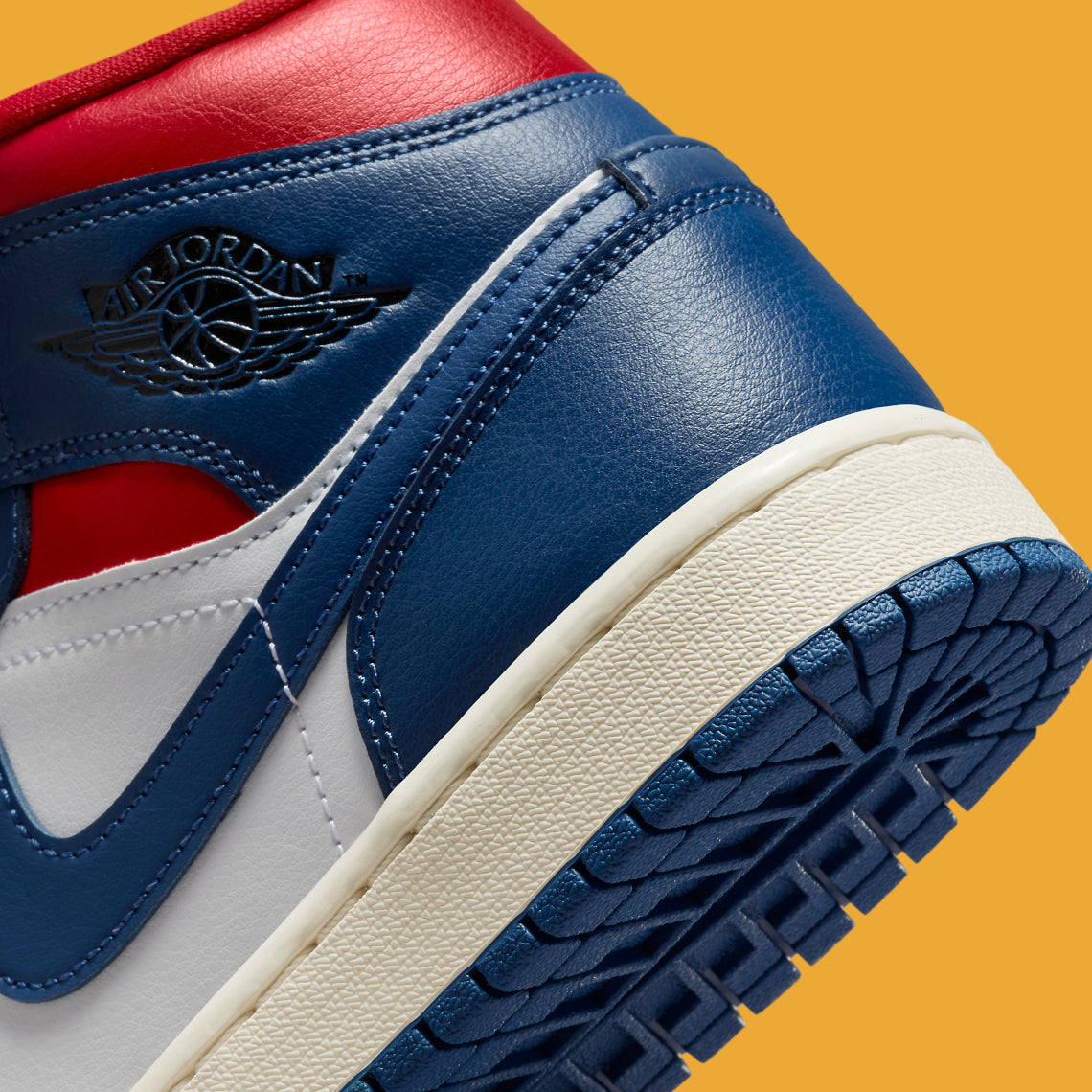 Jordan 1 retro blue and red hot sale