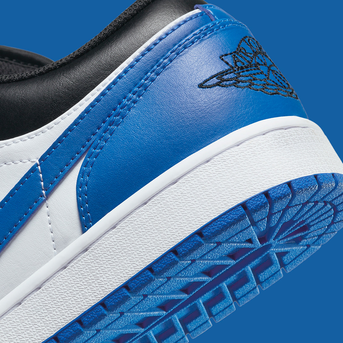 Jordan 1 Low Alternate Royal Toe