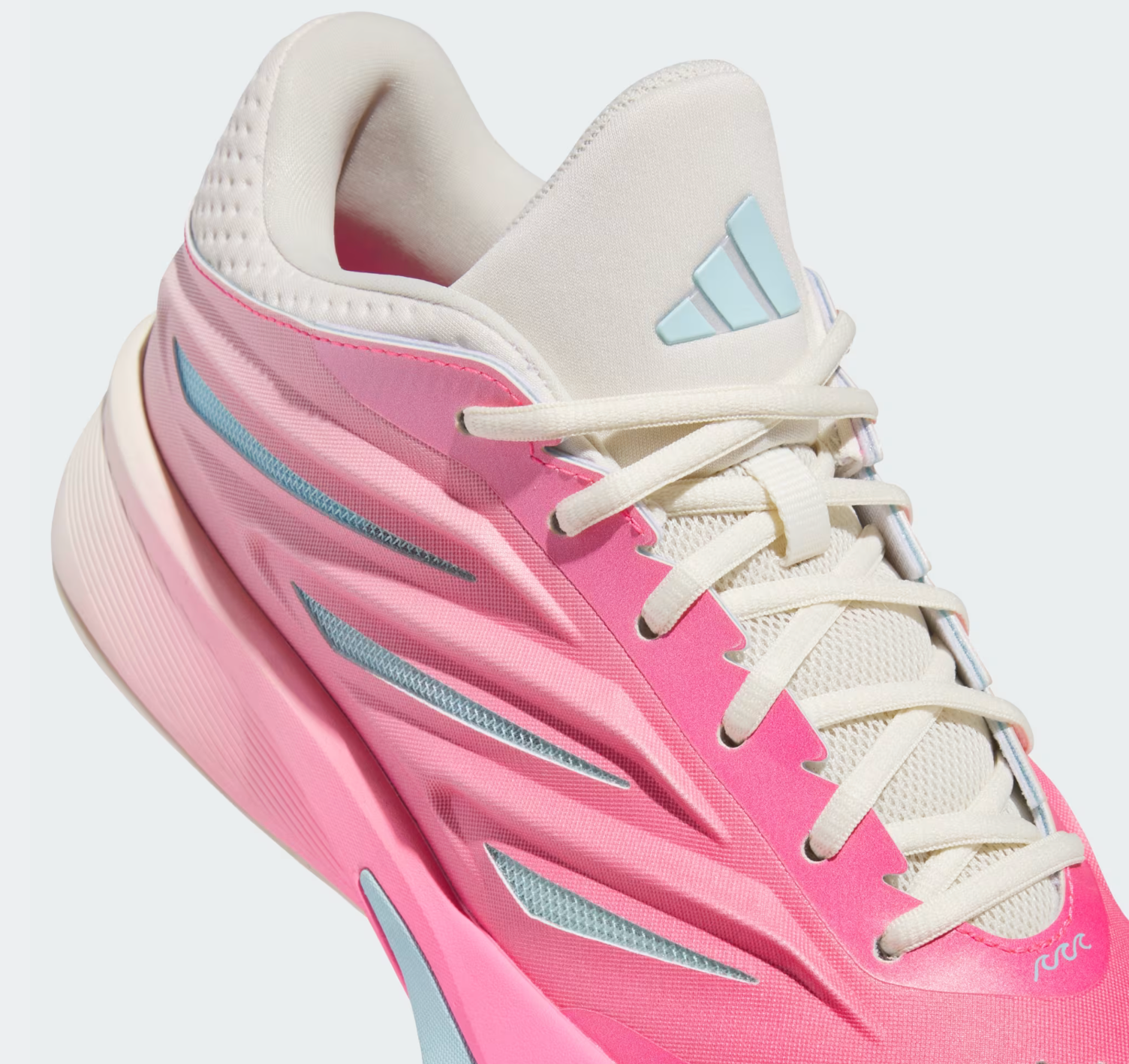 adidas Crazy Energy Sophie Cunningham PE, chaussures de basketball Player Exclusive avec tige respirante, amorti performant et design exclusif.