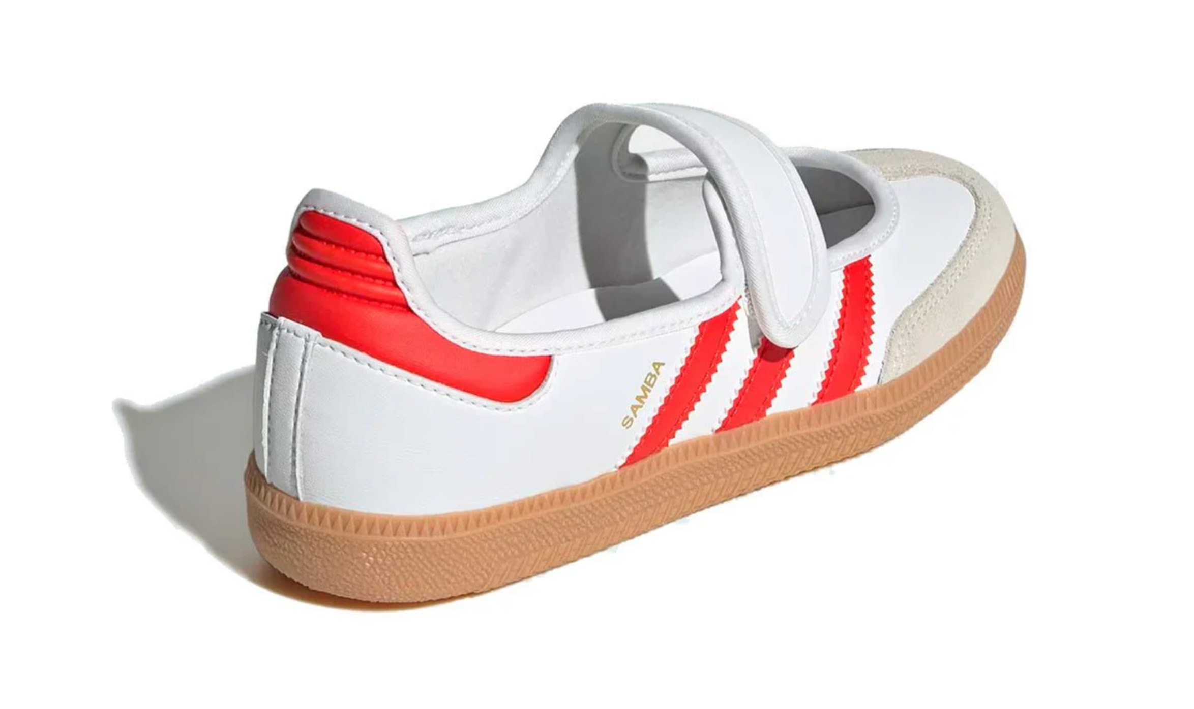 Sneaker adidas Samba Jane White Red Gum en cuir blanc avec bandes rouges, bride Mary Jane et semelle gomme vintage emblématique.Vue de coter arrières 