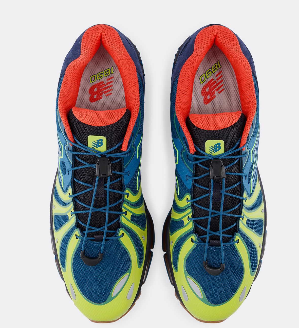 New Balance 1890 Streamsong avec tige en mesh respirant, empiècements en daim premium, cuir et matières synthétiques dans un coloris Streamsong, dotée d'une semelle extérieure en caoutchouc.