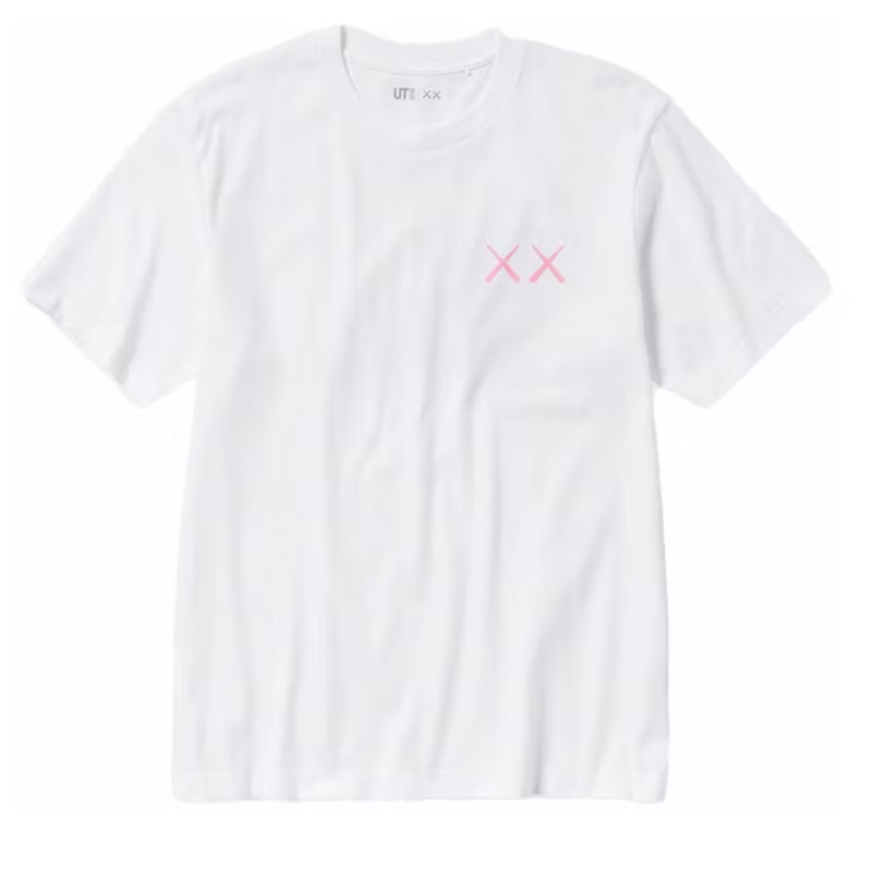 tee shirt kaws uniqlo rose , deux croix rose en haut a droite , oversize ,vue de face