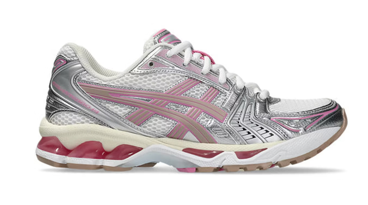 ASICS Gel-Kayano 14 Unlimited Pack White Fawn – sneakers rétro-running blanches et beige , vue de face 