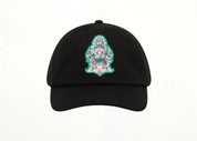 Casablanca Hotel Emblem Cap Black, casquette Casablanca noire à visière courbée avec Hotel Emblem sur l’avant et fermeture ajustable.