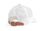 Casquette TOROM Grise avec logo TOROM, visière courbée et fermeture réglable, idéale pour un look streetwear et casual.