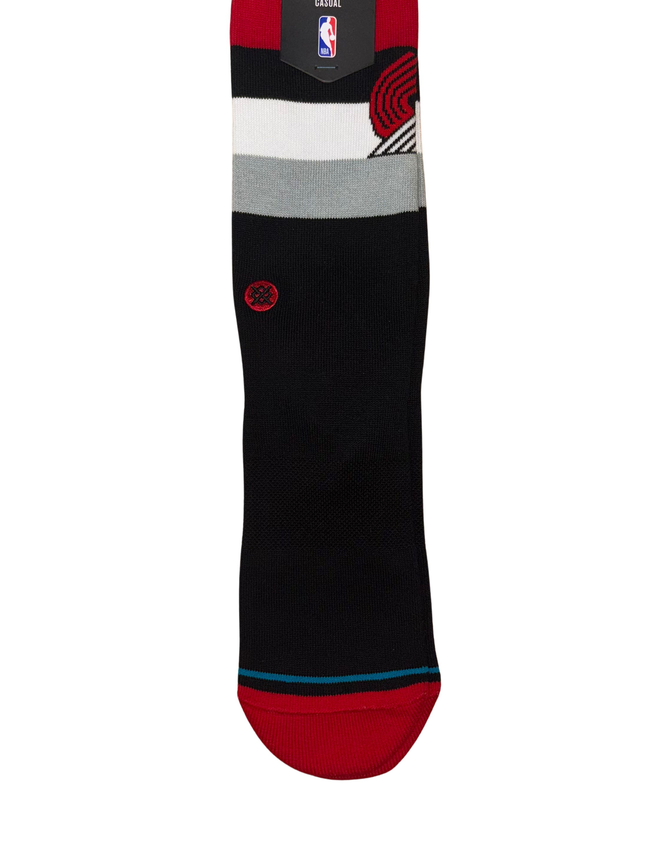 Chaussettes Stance NBA Blazers Portland, modèle noir, blanc et rouge avec logo Portland Trail Blazers brodé et zones d’amorti renforcées.